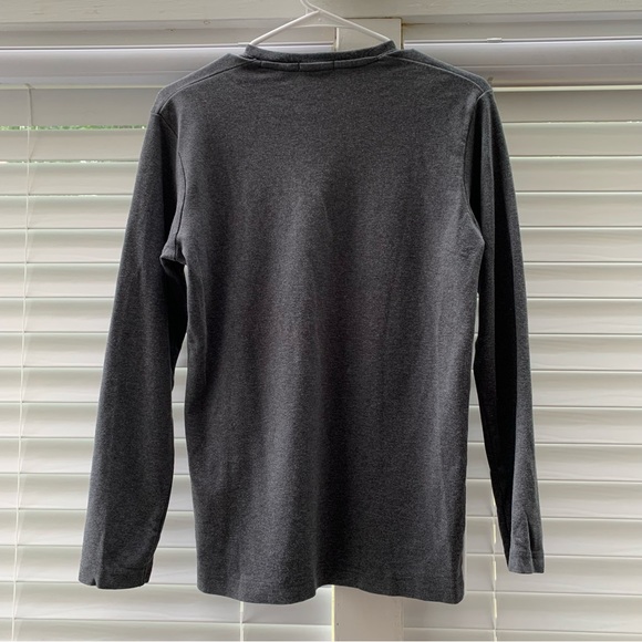 UNIQLO thermal - Picture 2 of 4